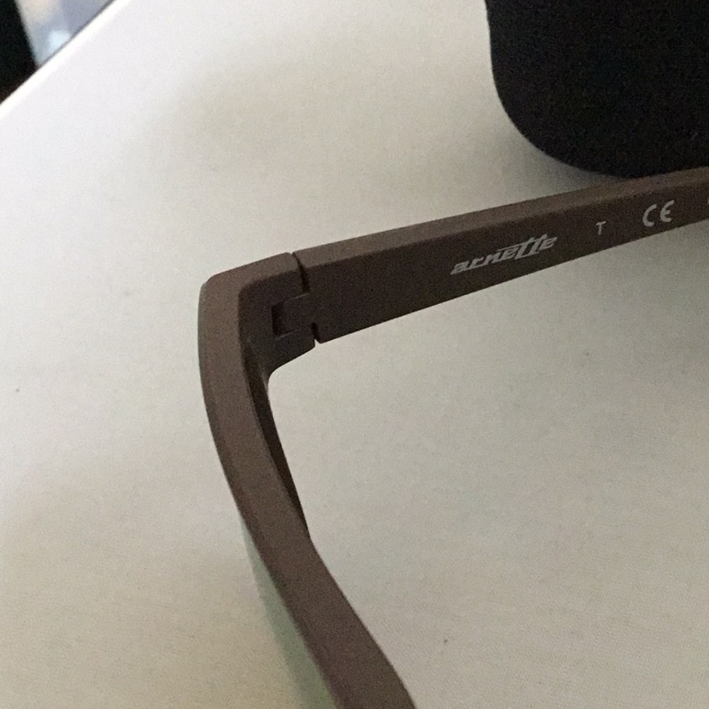 ARNETTE SUNGLASSES FOR MEN. - Picture 4 of 8
